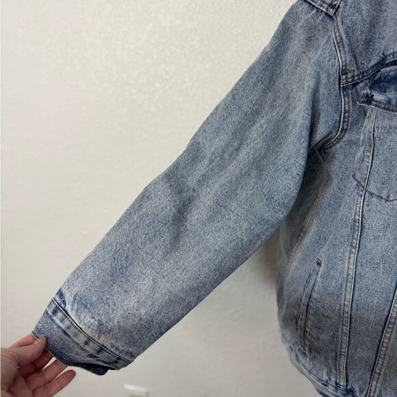 We The Free Wild Ones Sherpa Lined trucker denim jacket Casual Cozy Boho Leopard - Picture 4 of 10